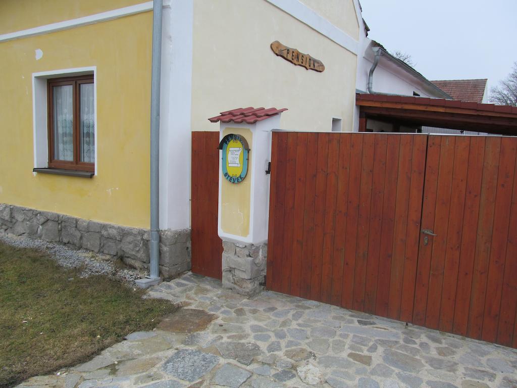Pension Otevek Trhové Sviny Exterior foto